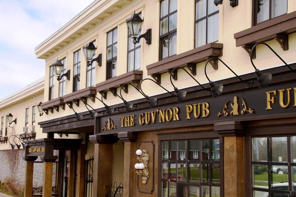 The Guv'Nor Inn Сент-Джонс Экстерьер фото